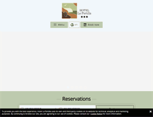 Tablet Screenshot of hotellaportilla.com